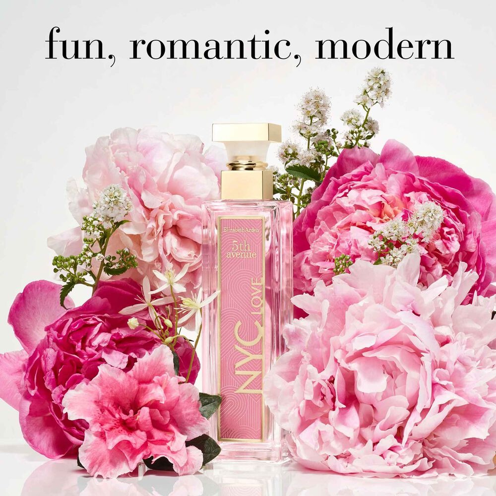 5th Avenue NYC Love para Mujer / 125 mL Eau de Parfum Spray