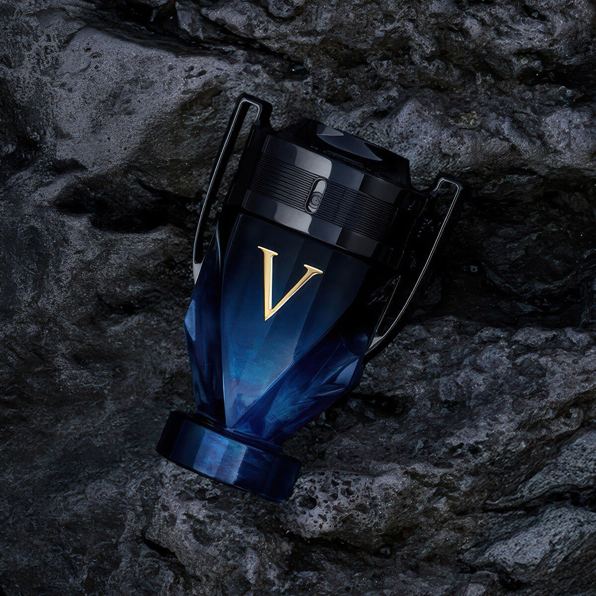 Invictus Victory Elixir para Hombre / 100 mL Parfum Intense Spray